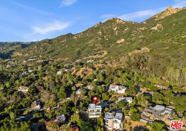 Homes for sale in Calabasas, CA | 25638 Monte Nido Dr, Calabasas, CA 91302 | MLS# 26831593
