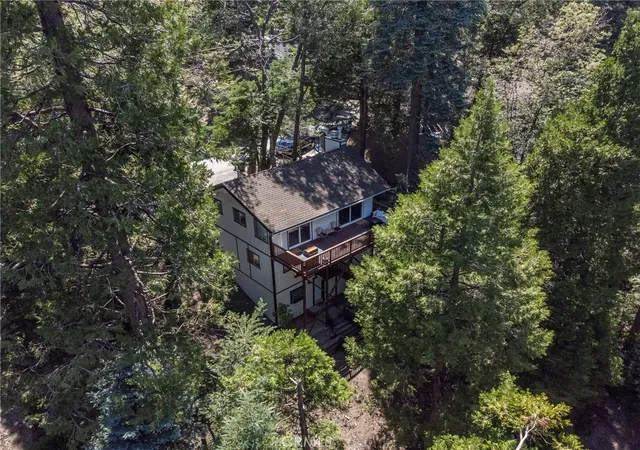 Homes for sale in Twin Peaks, CA | 825 Lake View, Twin Peaks, CA 92391 | MLS# MC26100974