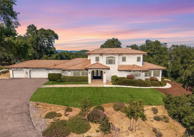 Photo 2 of Single family home for sale at 1550 Post Cyn, Templeton, CA 93465 | MLS# NS26100343 | Listing updated on 2026-09-03