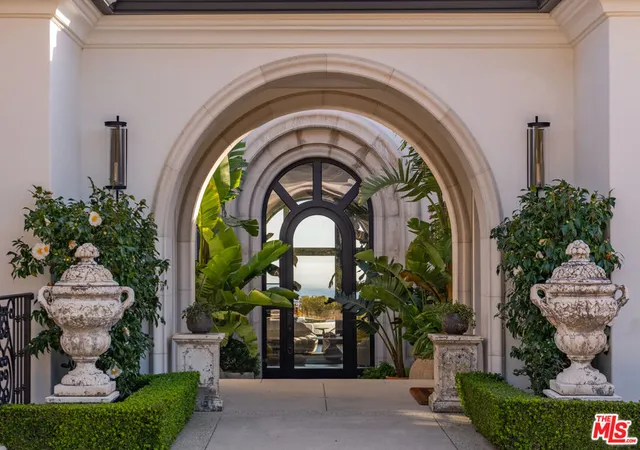 Photo 1 of Mansion for sale at 6201 Murphy Way, Malibu, CA 90265 | MLS# 26831669 | Listing updated on 2026-05-15