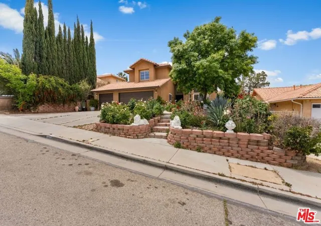 Photo 3 of Single family home for sale at 36557 Buckboard Ct, Palmdale, CA 93550 | MLS# 26831695 | Listing updated on 2026-10-07