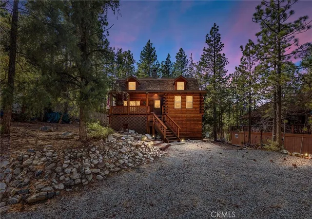 2nd image of 1521 Dogwood Wy, Pine Mountain Club, CA 93222 | MLS# SR26099528