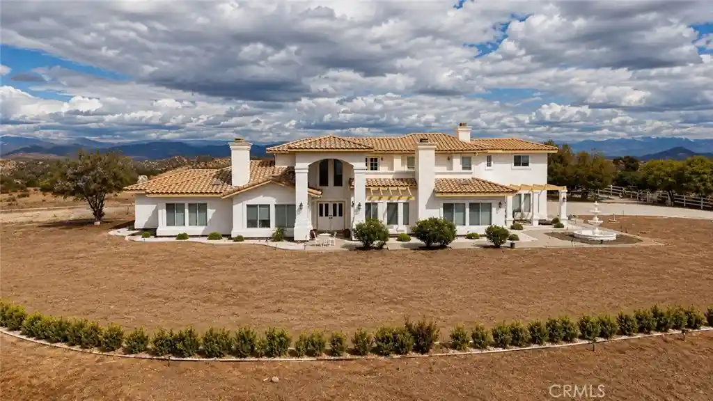 Photo 1 of Single family home for sale at 31900 Via Del Senor, Homeland, CA 92548 | MLS# IV26076887 | Listing updated on 2026-10-17