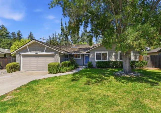 Homes for sale in Saratoga, CA | 18961 Fernbrook Ct, Saratoga, CA 95070 | MLS# ML82046445