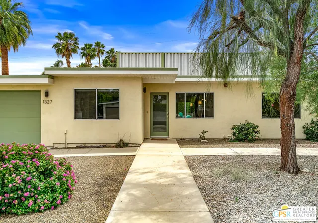 Homes for sale in Palm Springs, CA | 1327 E San Lucas Rd, Palm Springs, CA 92264 | MLS# 26831157PS