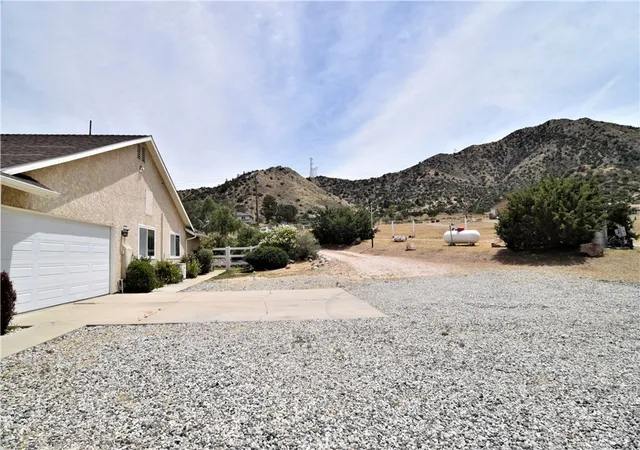 5th image of 32151 Quirk, Acton, CA 93510 | MLS# SR26101210
