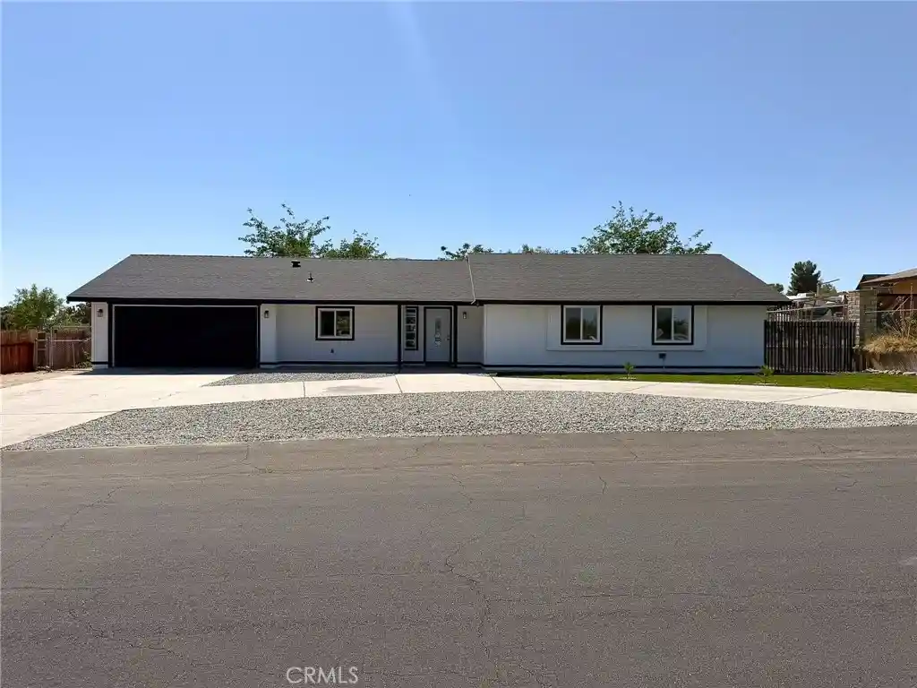 Photo 1 of Sale Pending at 39125 162nd Street E, Palmdale, CA 93591 | MLS# SR26101181 | Listing updated on 2026-07-28