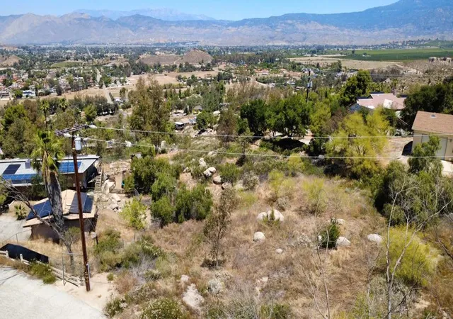 Photo 3 of Land for sale at 2 Vista Del Valle, Hemet, CA 92544 | MLS# 219147673DA | Listing updated on 2026-05-29