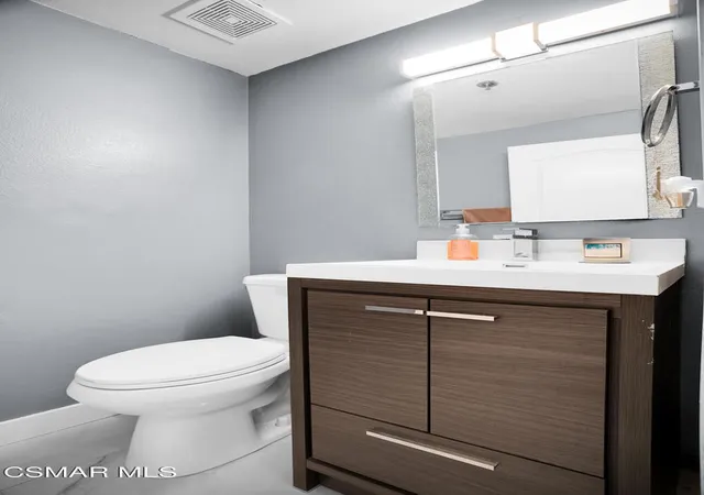 Homes for sale in Sherman Oaks, CA | 4348 Mammoth Ave #203, Sherman Oaks, CA 91423 | MLS# 226002149