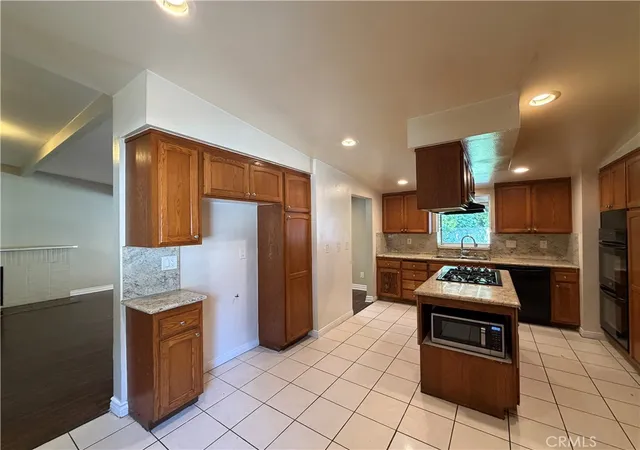 Homes for sale in Reseda, CA | 7741 Zelzah, Reseda, CA 91335 | MLS# OC26100559