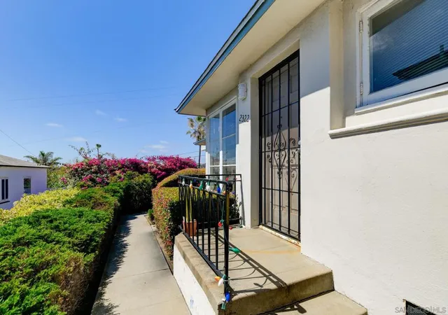 4th image of 28 Chatsworth Blvd, San Diego, CA 92106 | MLS# 260011238SD