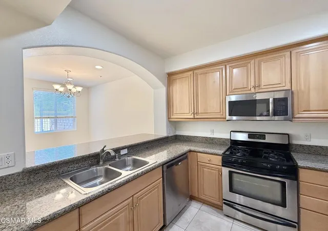 4th image of 2399 Chiquita Ln, Thousand Oaks, CA 91362 | MLS# 226002151