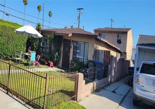 Homes for sale in Hawaiian Gardens, CA | 12140 215th, Hawaiian Gardens, CA 90716 | MLS# RS26101298