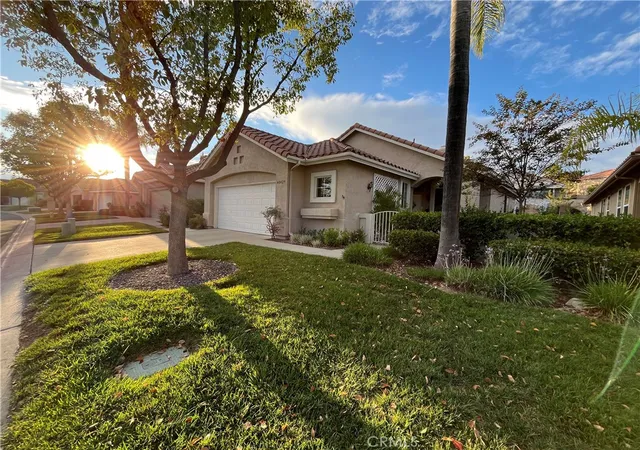 Photo 3 of Single family home for sale at 40429 Via Camposeco, Murrieta, CA 92562 | MLS# SW26076272 | Listing updated on 2026-10-02
