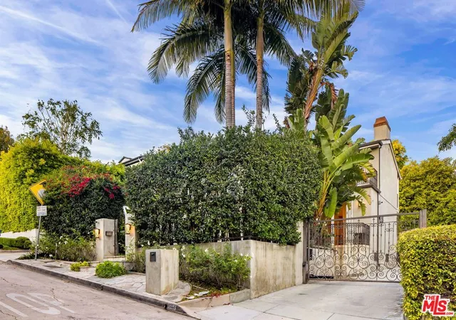 3rd image of 1124 Sierra Alta Wy, Los Angeles, CA 90069 | MLS# 26794099
