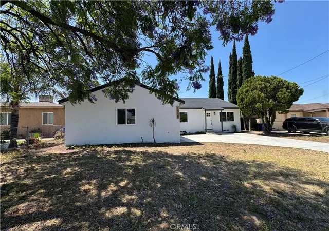 Homes for sale in Fontana, CA | 16229 Hunter St, Fontana, CA 92335 | MLS# IV26100798