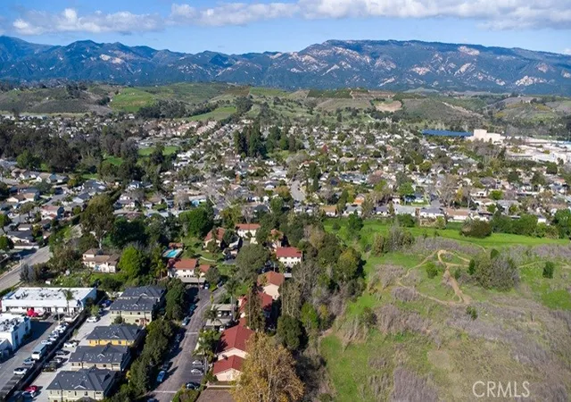 Homes for sale in Goleta, CA | 7386 Calle Real 17, Goleta, CA 93117