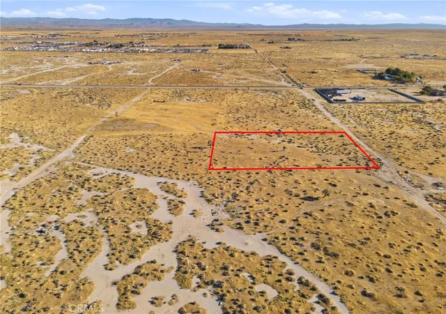 Photo 2 of Land for sale at 0 5th Street E, Lancaster, CA 93534 | MLS# IG26101332 | Listing updated on 2026-05-09