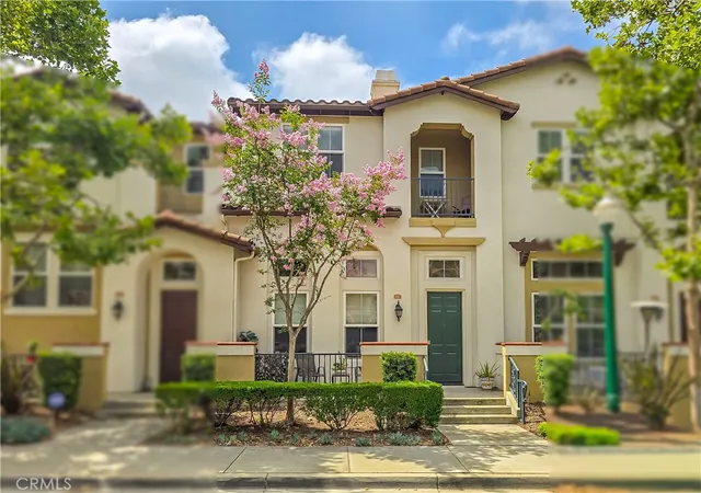 1st image of 616 Mckenna, Claremont, CA 91711 | MLS# CV26101349