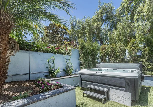 3rd image of 221 B Ave, Coronado, CA 92118 | MLS# 260011246SD