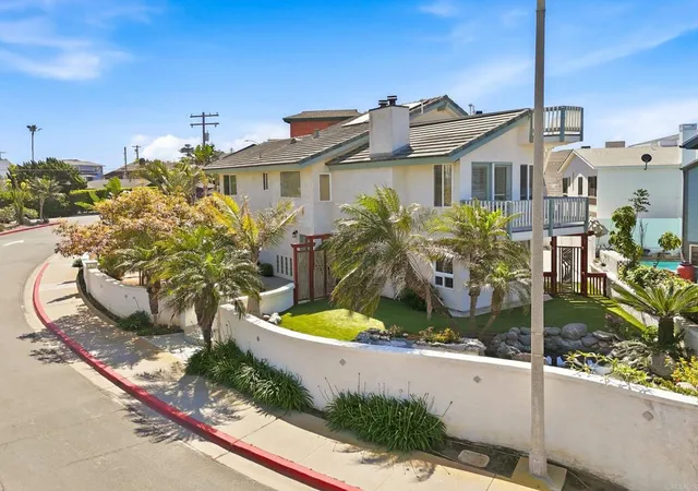 Homes for sale in Carlsbad, CA | 2438 Ocean St, Carlsbad, CA 92008 | MLS# PTP2603562
