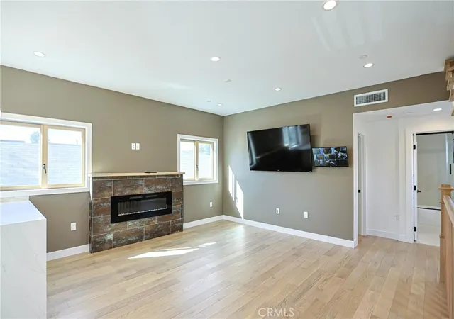 Homes for sale in Long Beach, CA | 605 W 4th, Long Beach, CA 90802 | MLS# PW26100349