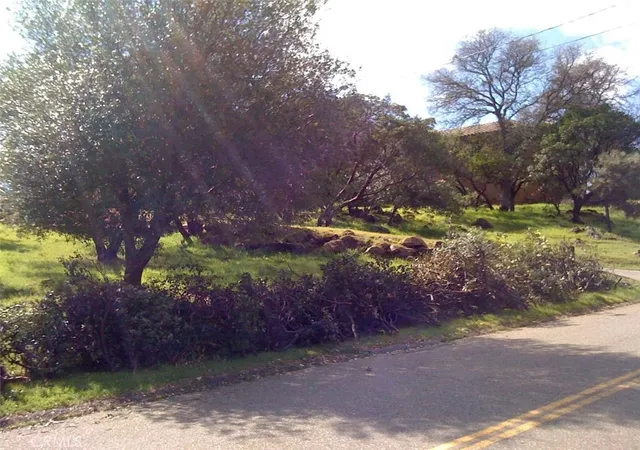 Photo 4 of Land for sale at 18267 N Shore Dr, Hidden Valley Lake, CA 95467 | MLS# LC26101397 | Listing updated on 2026-05-09