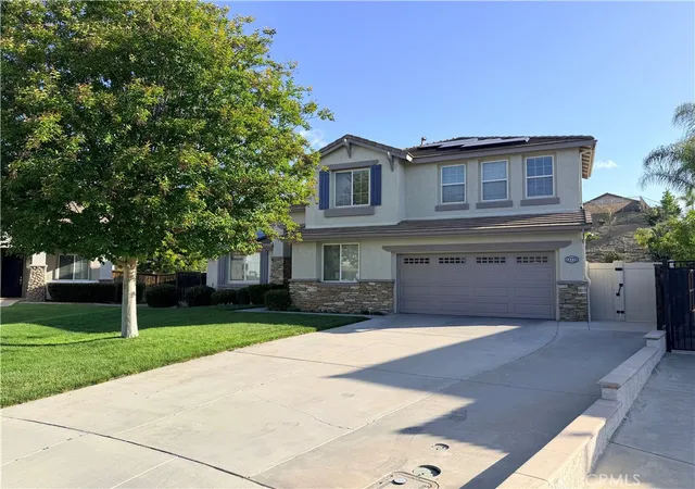 Photo 1 of Single family home for sale at 23776 Brookside Ct, Murrieta, CA 92562 | MLS# SB26098576 | Listing updated on 2026-09-08