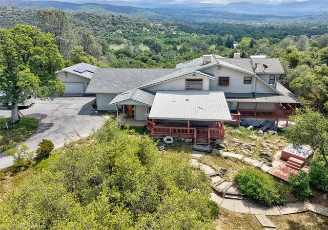 Photo 3 of Single family home for sale at 43736 Highway 49, Ahwahnee, CA 93601 | MLS# FR26101416 | Listing updated on 2026-05-27