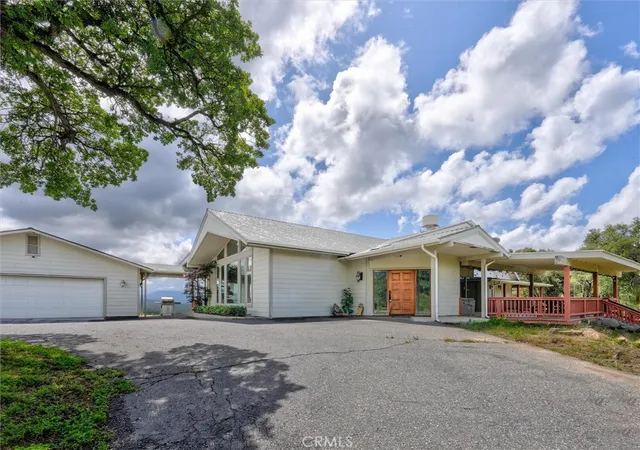 Photo 3 of Single family home for sale at 43736 Highway 49, Ahwahnee, CA 93601 | MLS# FR26101416 | Listing updated on 2026-05-27