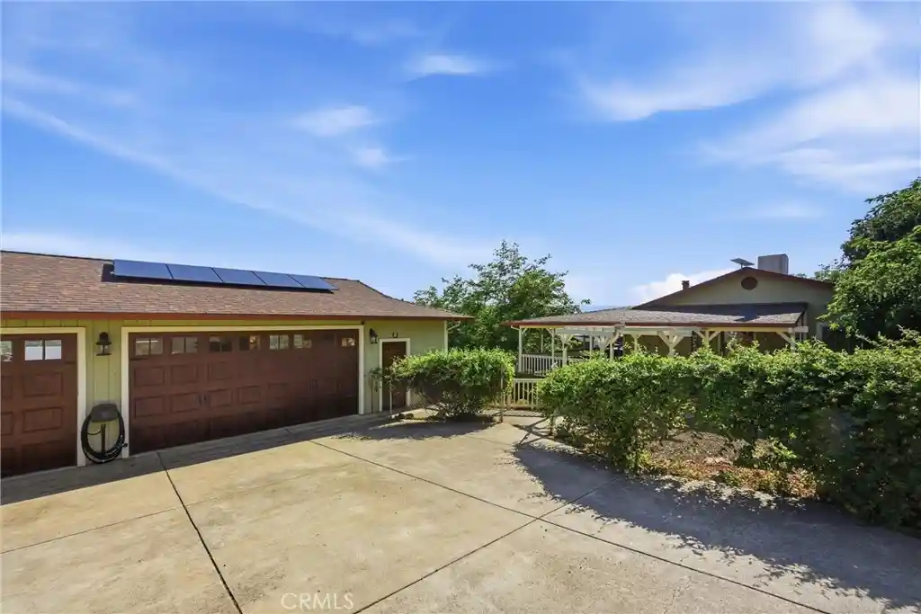 Single family home for sale at 20257 Indian Rock Rd, Hidden Valley Lake, CA 95467 | MLS# LC26101361