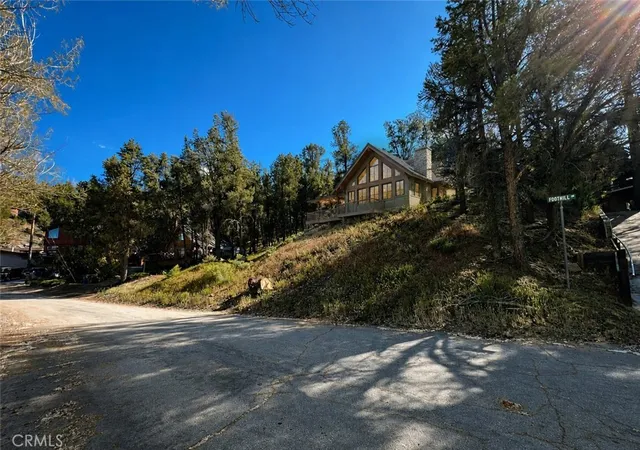 1st image of 0 Foothill Dr, Frazier Park, CA 93225 | MLS# SR26101429