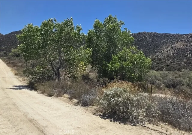 2nd image of 30 Sycamore Falls Rd, Aguanga, CA 92536 | MLS# SW26101146