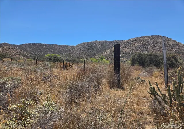5th image of 30 Sycamore Falls Rd, Aguanga, CA 92536 | MLS# SW26101146