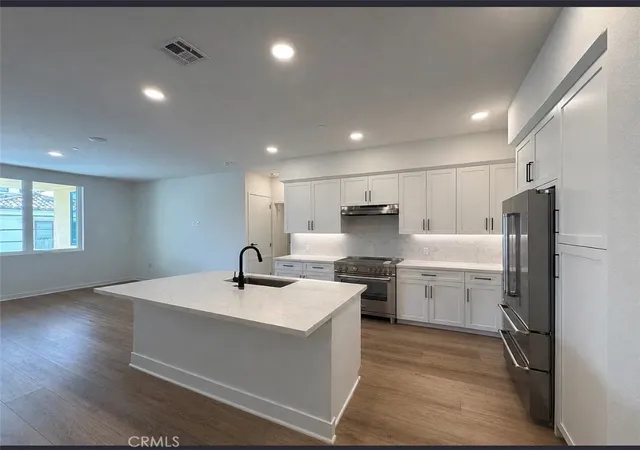 Homes for sale in Huntington Beach, CA | 414 Main St Unit 210, Huntington Beach, CA 92648 | MLS# OC26100199