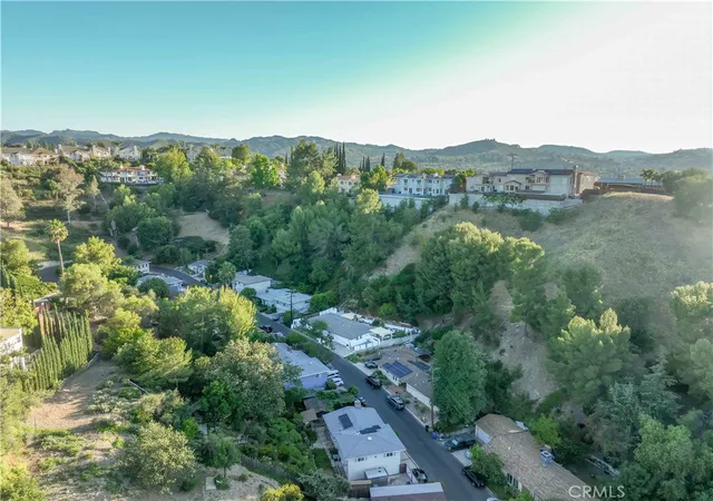 40th image of 4771 Excelente Dr, Woodland Hills, CA 91364 | MLS# SR26101502