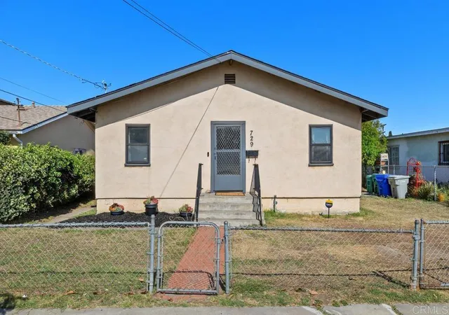 Homes for sale in San Diego, CA | 729 S 33rd St, San Diego, CA 92113 | MLS# PTP2603569