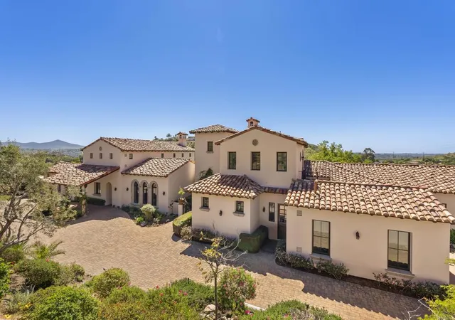 Photo 4 of Sale Pending at 7240 Camino De Arriba, Rancho Santa Fe, CA 92067 | MLS# NDP2604526 | Listing updated on 2026-06-10