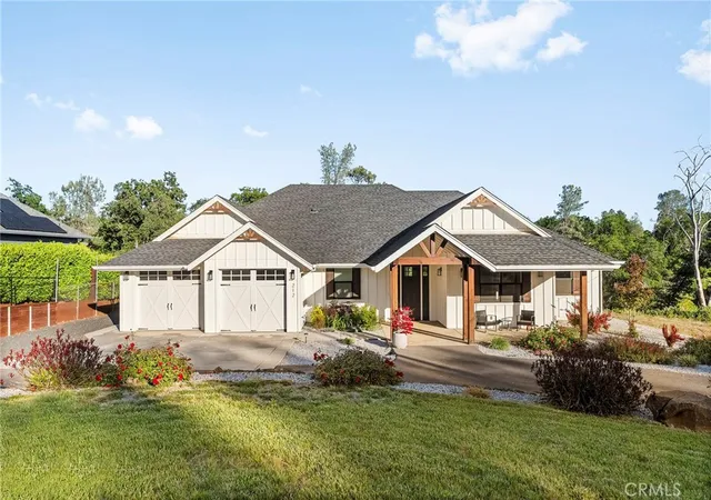 Photo 1 of Single family home for sale at 212 Valley View Dr, Paradise, CA 95969 | MLS# SN26101238 | Listing updated on 2026-09-18