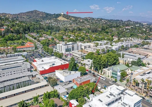 27th image of 1/2 N Western, Los Angeles, CA 90027 | MLS# DW26101588
