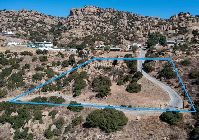 1st image of 0 Thompson, Chatsworth, CA 91311 | MLS# SR26101256