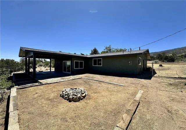2nd image of 625 Tamarack Rd, Pinon Hills, CA 92372 | MLS# PW26101677