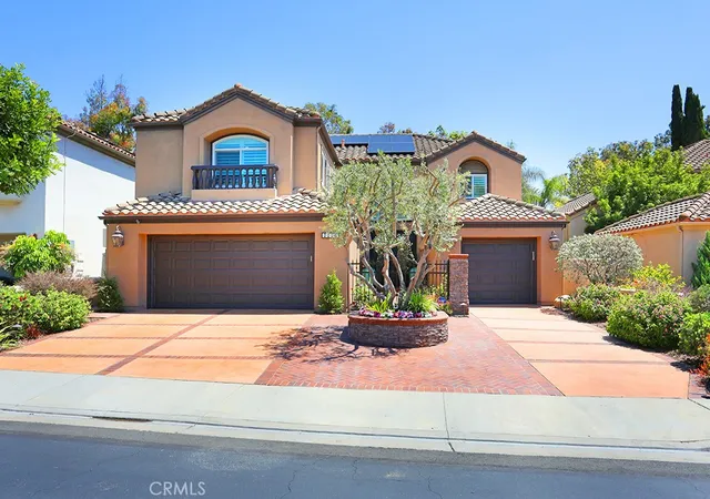 Photo 1 of Sale Pending at 2225 Bowman Ave, Tustin, CA 92782 | MLS# PW26097450 | Listing updated on 2026-08-04