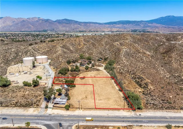 Photo 1 of Land for sale at 1 Park Ave, San Jacinto, CA 92583 | MLS# SW26096249 | Listing updated on 2026-10-01