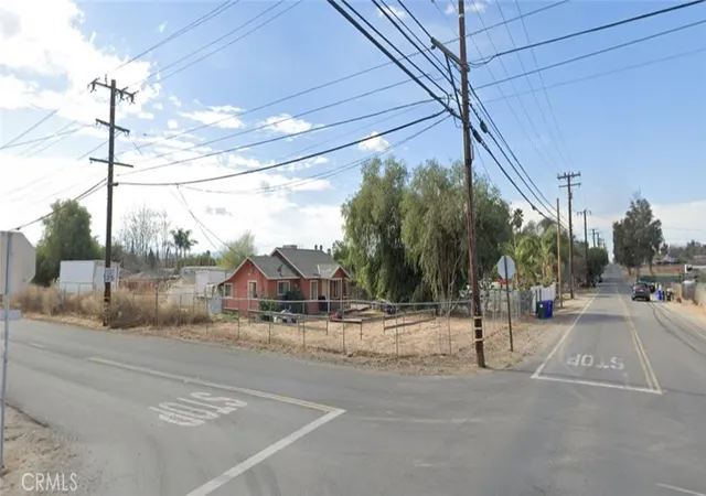 2nd image of 10312 Jurupa Rd, Jurupa Valley, CA 91752 | MLS# WS26101734