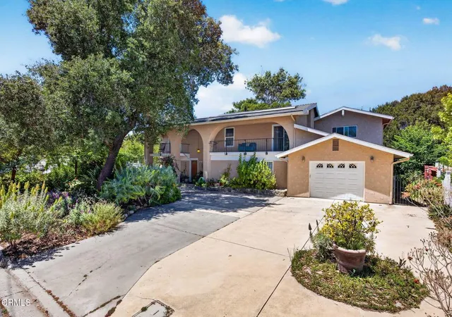 Photo 2 of Single family home for sale at 883 Moreno Dr, Ojai, CA 93023 | MLS# V1-36343 | Listing updated on 2026-10-03