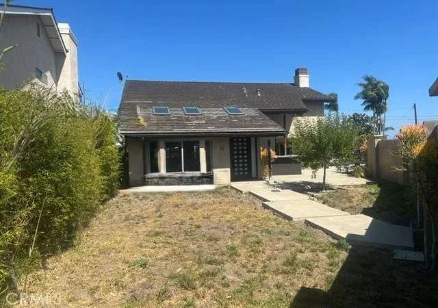Photo 1 of Single family home for sale at 75 Adams Ave, Huntington Beach, CA 92648 | MLS# PW26101544 | Listing updated on 2026-10-30