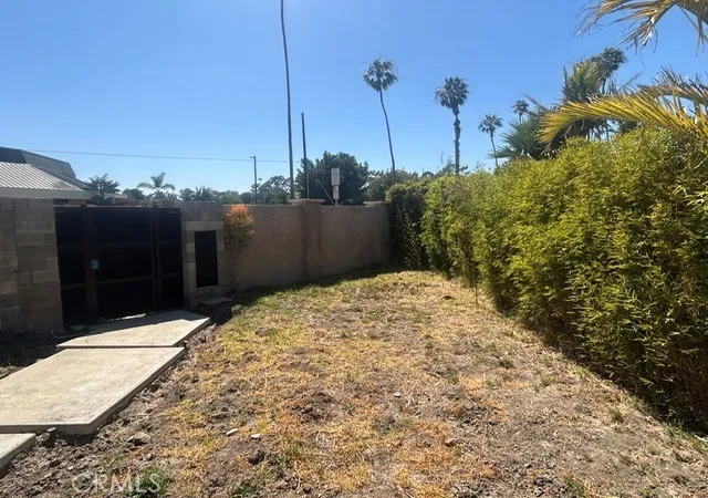 Photo 3 of Single family home for sale at 75 Adams Ave, Huntington Beach, CA 92648 | MLS# PW26101544 | Listing updated on 2026-10-30