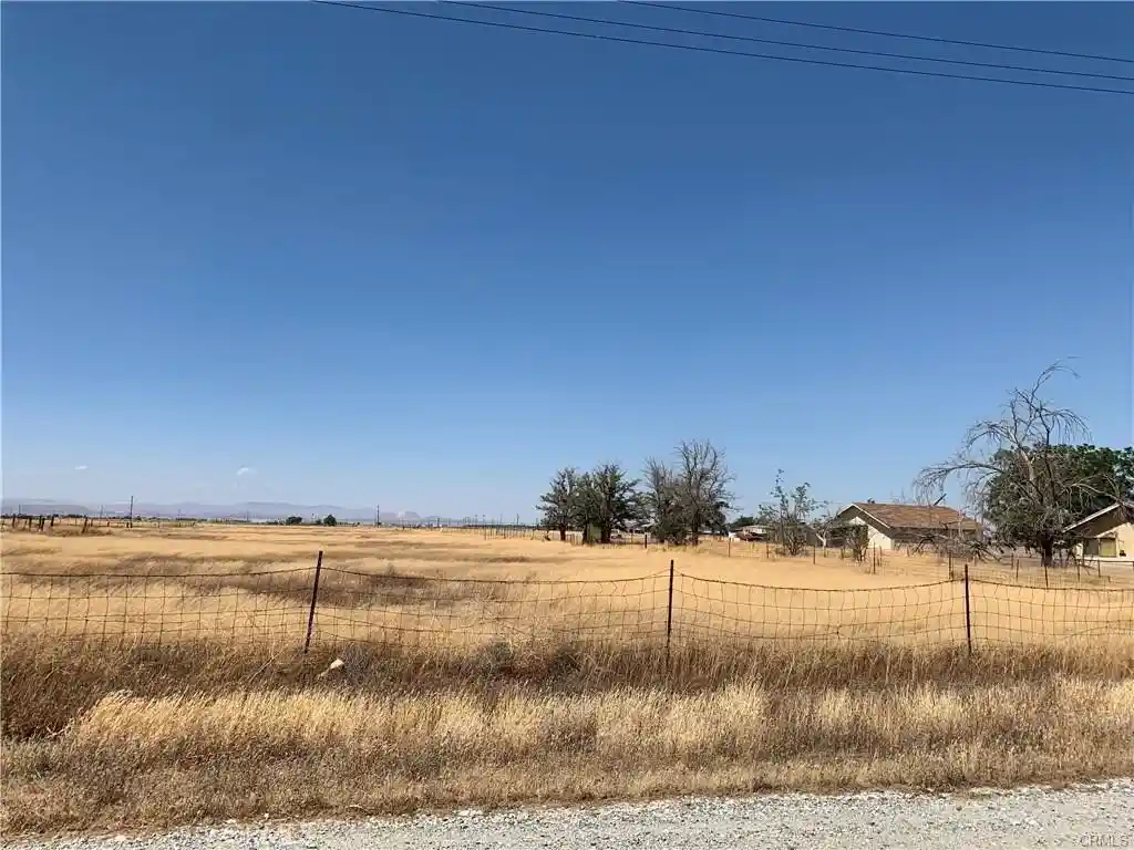 Photo 1 of Land for sale at 0 Vac/lancaster Blvd/vic 45th St, Lancaster, CA 93536 | MLS# TR26101604 | Listing updated on 2026-07-28