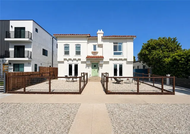 1st image of 2924 12th #2926 1/2, Los Angeles, CA 90018 | MLS# PW26101860